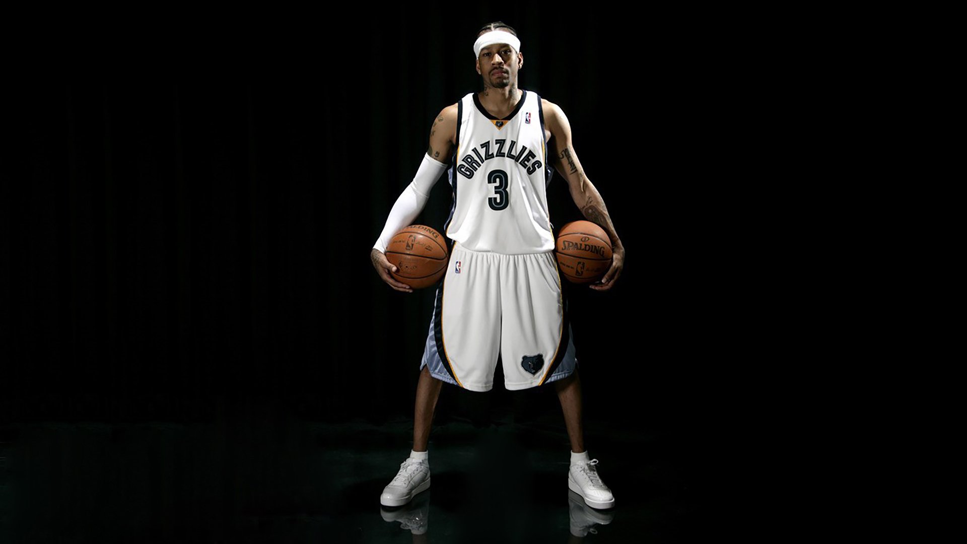 开云app下载-伊朗球员滑倒后完成倒钩破门，网友：“不可复制”