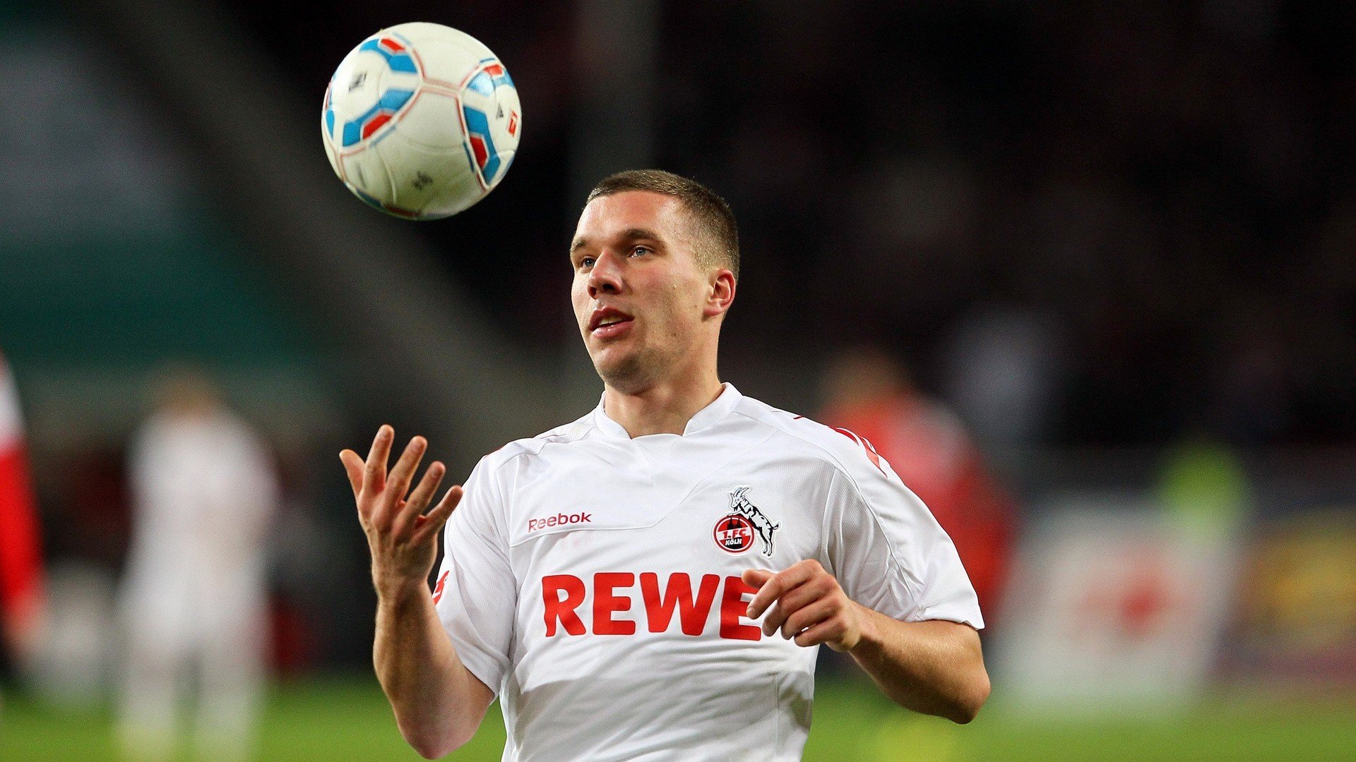 电竞选手健康管理全攻略：如何保持顶尖状态，电竞选手的健康问题