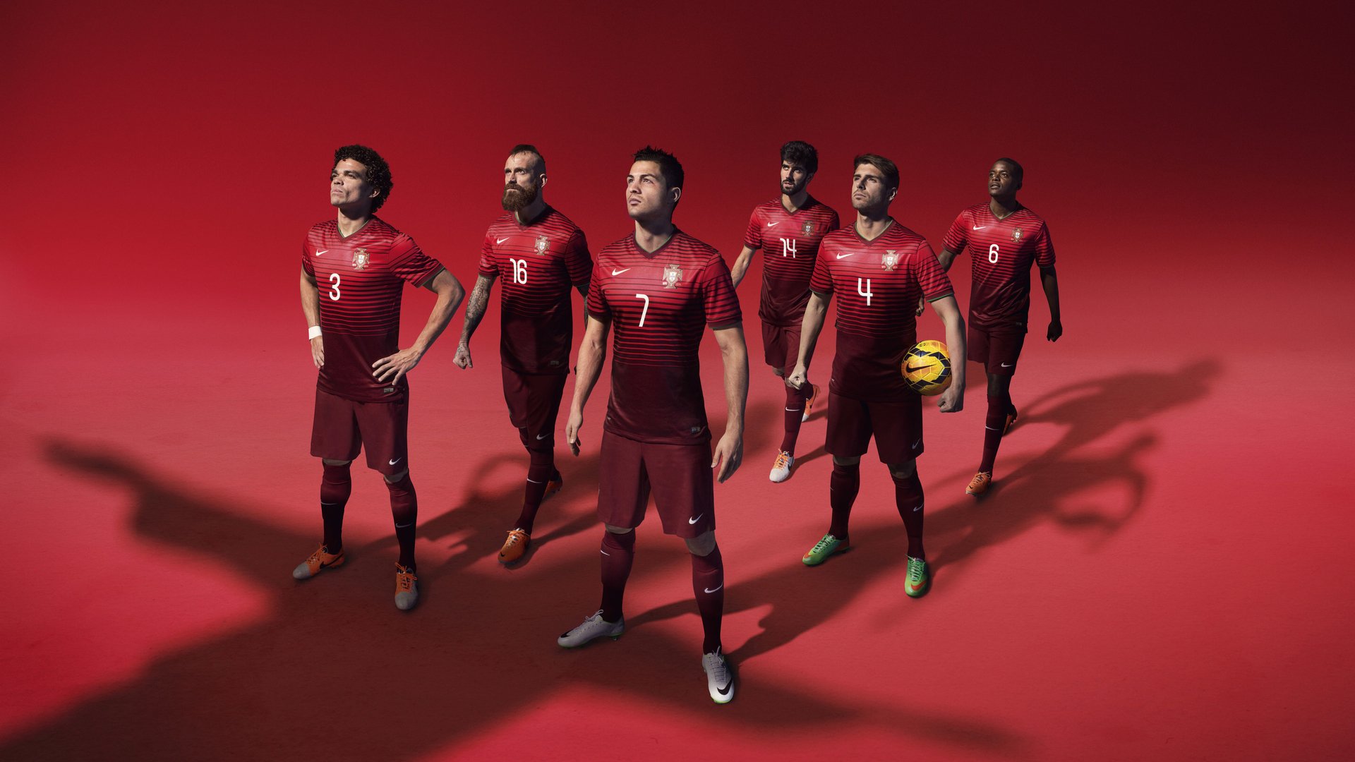 东亚杯国家队战平 技术体系受热议，东亚杯冠军